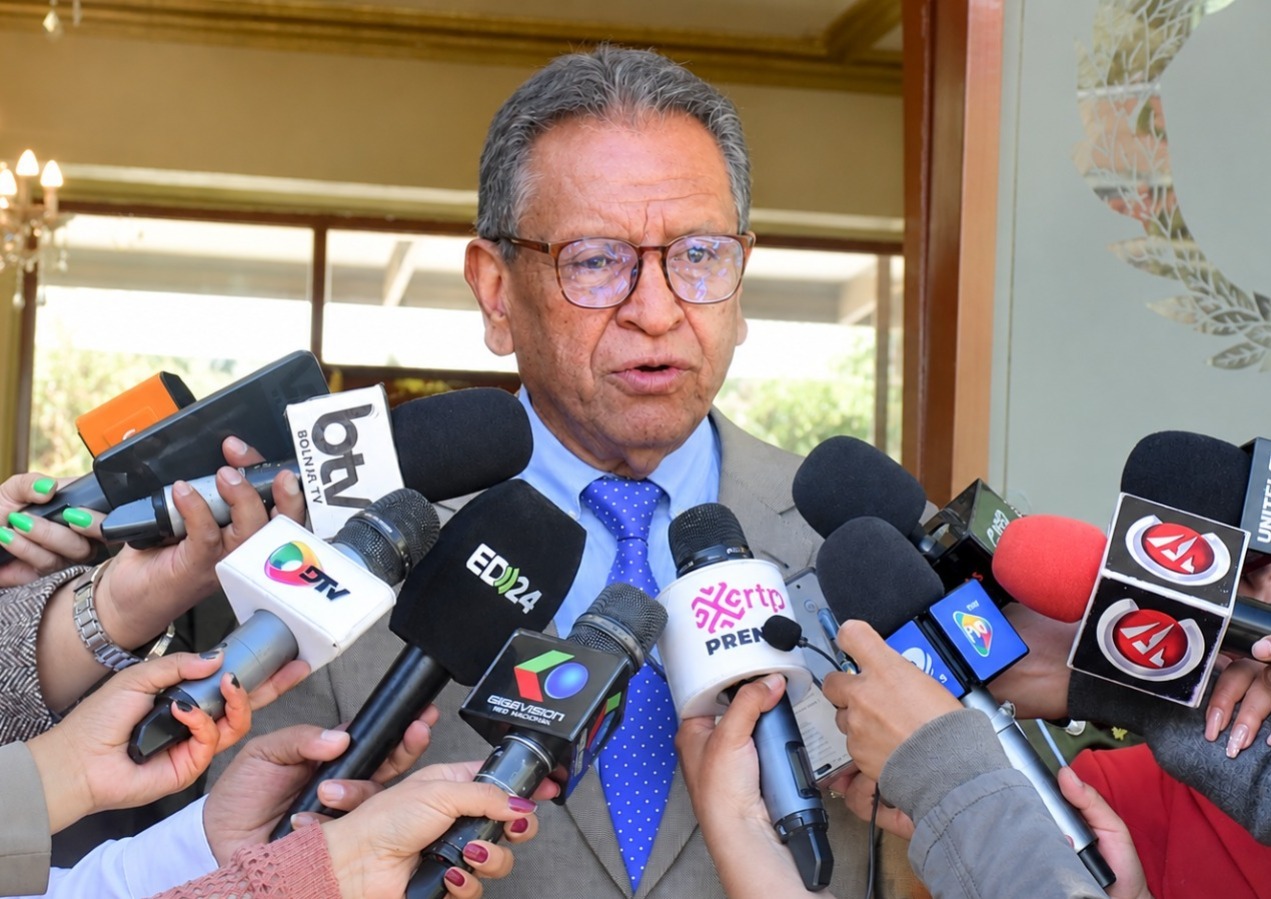 𝗢𝘃𝗶𝗲𝗱𝗼: 𝗥𝗲𝗱 𝗰𝗿𝗶𝗺𝗶𝗻𝗮𝗹 𝗮𝗹 𝗶𝗻𝘁𝗲𝗿𝗶𝗼𝗿 𝗱𝗲𝗹 𝗠𝗶𝗻𝗶𝘀𝘁𝗲𝗿𝗶𝗼 𝗣𝘂́𝗯𝗹𝗶𝗰𝗼 𝗼𝗽𝗲𝗿𝗮𝗯𝗮 𝗰𝗼𝗻 𝗲𝘅𝘁𝗼𝗿𝘀𝗶𝗼𝗻𝗲𝘀, 𝗮𝗿𝘀𝗲𝗻𝗮𝗹 𝗶𝗹𝗲𝗴𝗮𝗹 𝘆 𝗰𝗼𝗯𝗿𝗼𝘀 𝗽𝗼𝗿 𝗱𝗲𝗻𝘂𝗻𝗰𝗶𝗮𝘀