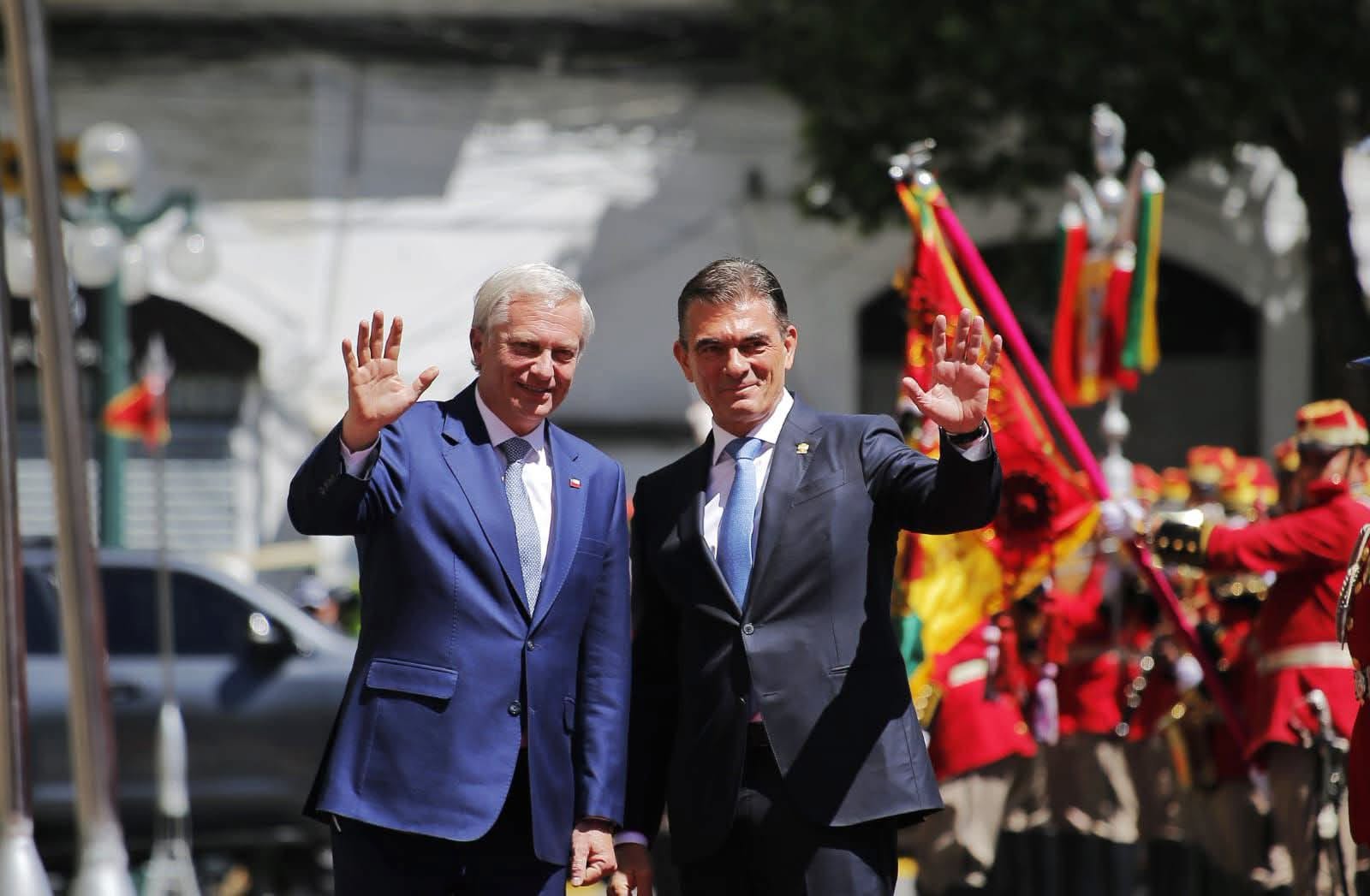 Presidente de Chile llegó a Bolivia para fortalecer agenda bilateral